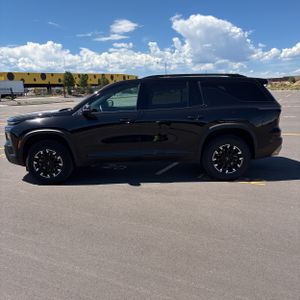 2025 Chevrolet TRAVERSE Z71 照片 3