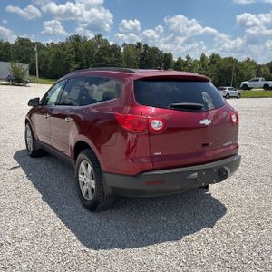 صورة 5 لـ 2010 Chevrolet TRAVERSE LT