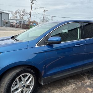 FORD EDGE SEL - 2