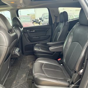 2013 Chevrolet TRAVERSE LT — фото 34