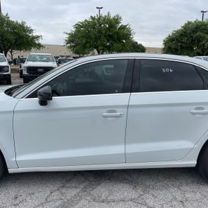 AUDI A3 2.0T PREMIUM - 4