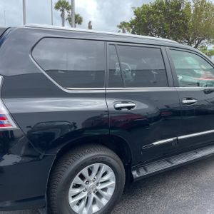 Lexus GX 460 Base - 9