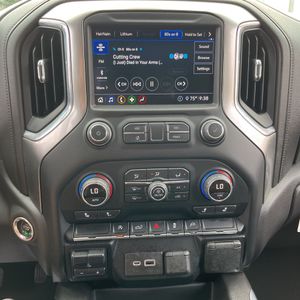 صورة مصغرة 37 لـ 2020 Chevrolet SILVERADO 1500 RST