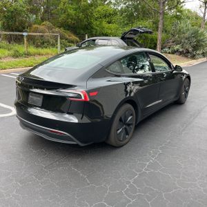 TESLA MODEL 3 LONG RANGE - 8