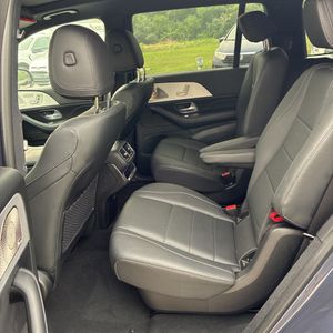 2025 Mercedes-BENZ GLS thumbnail 34