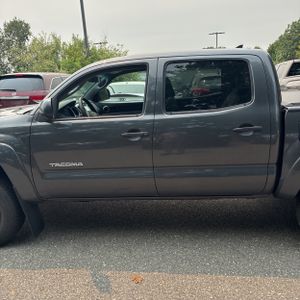 2015 Toyota TACOMA V6 photo 4