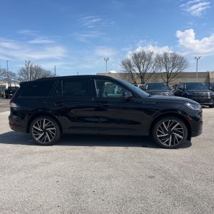 LINCOLN AVIATOR BLACK LABEL - 10