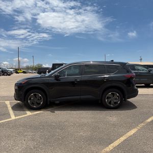 صورة 3 لـ 2024 Nissan ROGUE SV