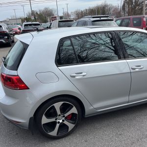 VOLKSWAGEN GOLF GTI SPORT - 9