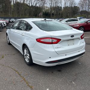 FORD FUSION SE - 5