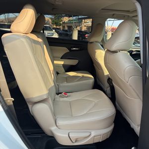صورة مصغرة 35 لـ 2023 Toyota HIGHLANDER XLE