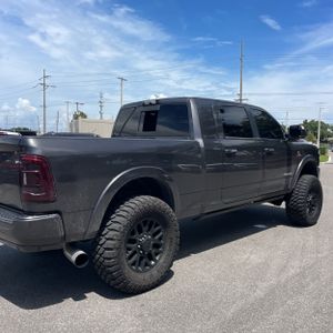 2019 RAM 3500 LIMITED 照片 9