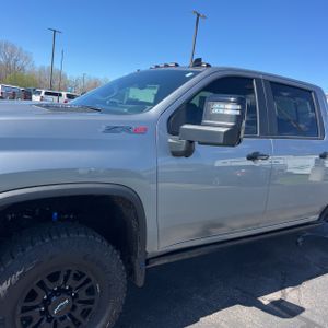 CHEVROLET SILVERADO 2500HD ZR2 - 2