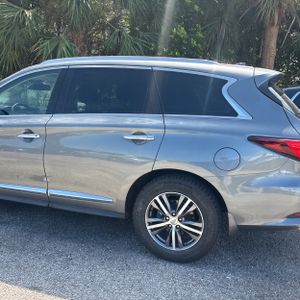 2020 Infiniti QX60 LUXE 照片 6