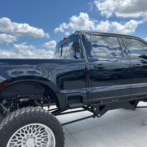 FORD F-250 SUPER DUTY LARIAT - 9