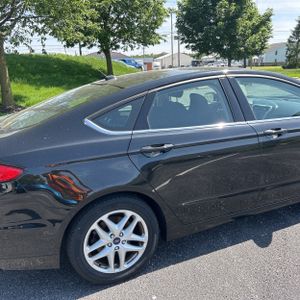 FORD FUSION SE - 9