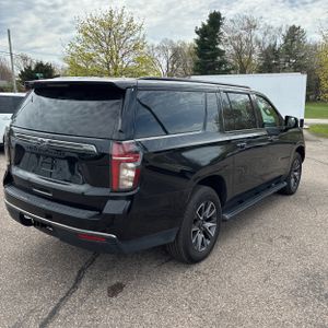 CHEVROLET SUBURBAN Z71 - 8