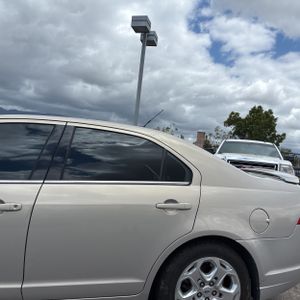 FORD FUSION SE - 4