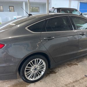 FORD FUSION SE - 9