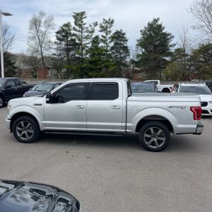 FORD F-150 LARIAT - 3