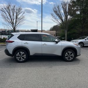 NISSAN ROGUE SV - 10