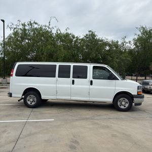 CHEVROLET EXPRESS LT 3500 - 10