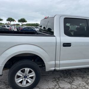 FORD F-150 XLT - 9