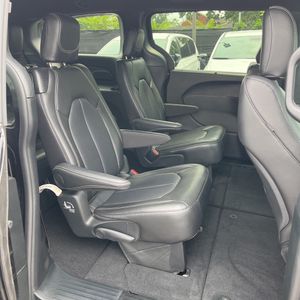 صورة 34 لـ 2026 Chrysler PACIFICA SELECT