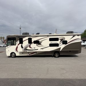 FORD F-53 MOTORHOME CHASSIS - 3