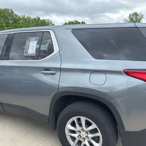 CHEVROLET TRAVERSE LS - 5