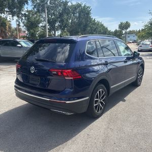 VOLKSWAGEN TIGUAN SE - 8