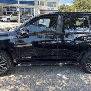 صورة 3 لـ 2023 Lexus GX 460 BASE