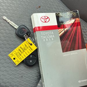 2015 Toyota TACOMA V6 — миниатюра 54
