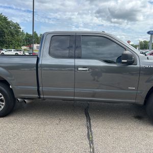 صورة مصغرة 11 لـ 2017 FORD F150 XLT