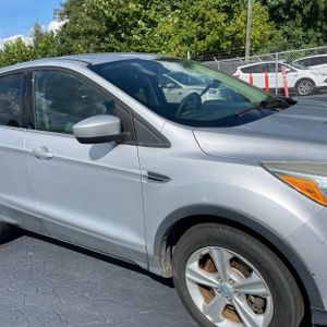 صورة 13 لـ 2013 FORD ESCAPE SE