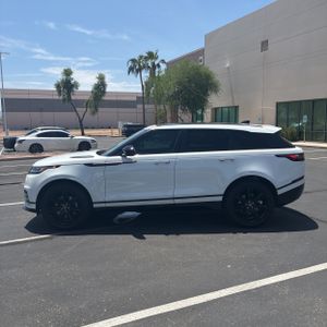 صورة 3 لـ 2023 LAND Rover RANGE ROVER VELAR P250 R-DYNAMIC S