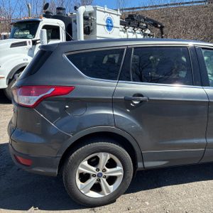 FORD ESCAPE SE - 9
