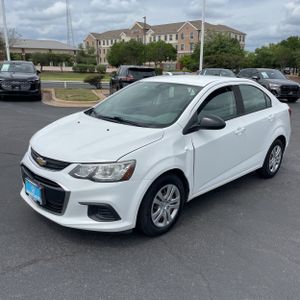 CHEVROLET SONIC LS AUTO - 1