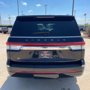 LINCOLN NAVIGATOR PREMIERE - 7