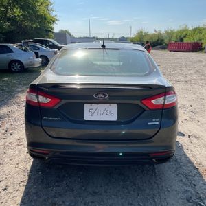 FORD FUSION SE - 7