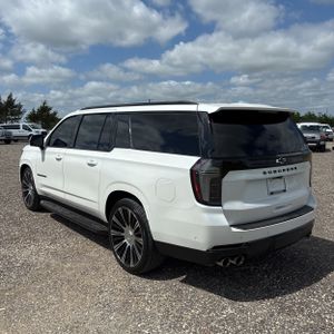 CHEVROLET SUBURBAN RST - 5