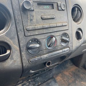 صورة مصغرة 63 لـ 2006 FORD F-150 XL