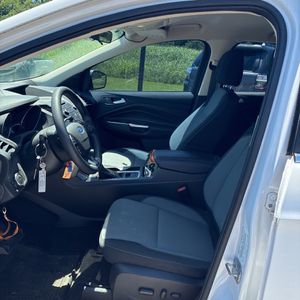 2017 FORD ESCAPE SE — миниатюра 32