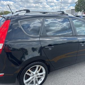 HYUNDAI ELANTRA TOURING GLS - 9