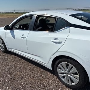 2022 Nissan SENTRA S photo 6