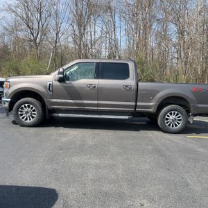 FORD F-250 SUPER DUTY LARIAT - 3