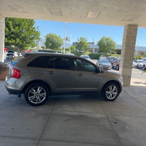 FORD EDGE SEL - 10
