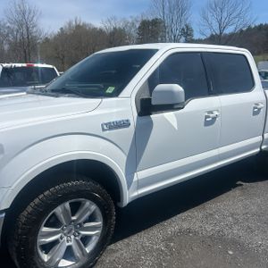 FORD F-150 LARIAT - 2