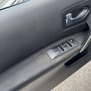 2011 Nissan ROGUE SV 照片 58