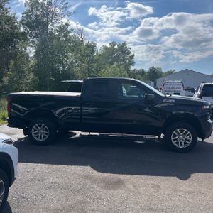 صورة 10 لـ 2019 Chevrolet SILVERADO 1500 RST